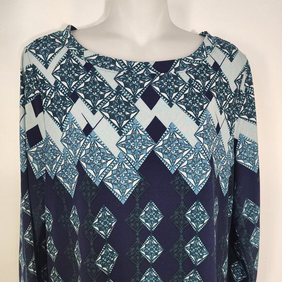 Chico's Easywear Tunic Top Size 1 Medium Blue Green 3/4 Sleeve Geometric Diamond - Picture 3 of 10